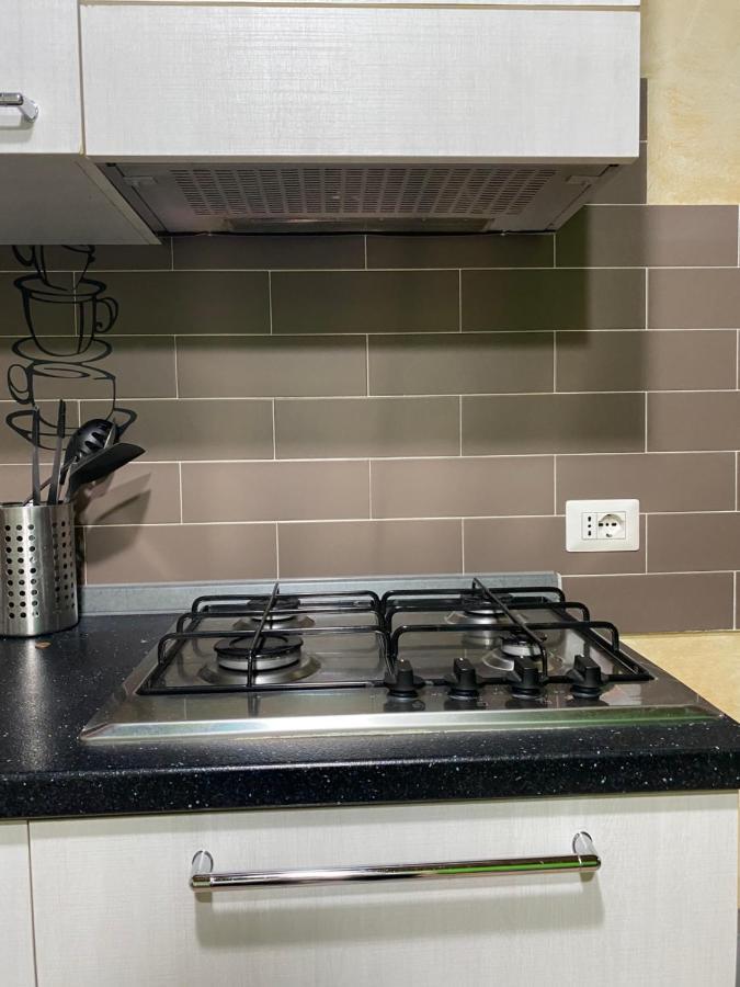 The “B” House Apartment Catania Luaran gambar