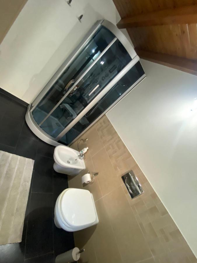 The “B” House Apartment Catania Luaran gambar