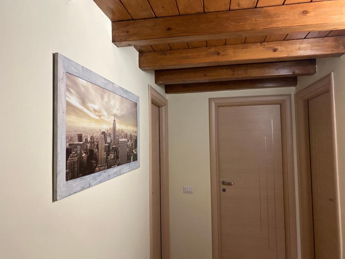 The “B” House Apartment Catania Luaran gambar