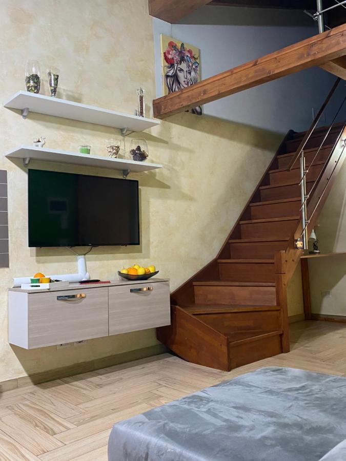 The “B” House Apartment Catania Luaran gambar